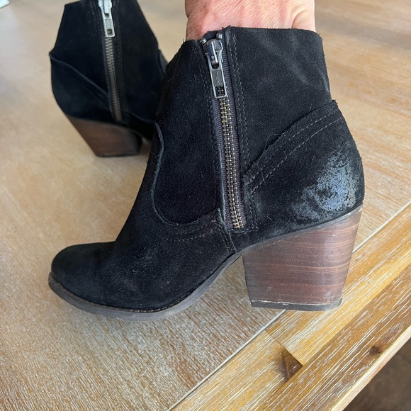 Steve Madden Tassle Boots size 6 - Picture 4 of 8